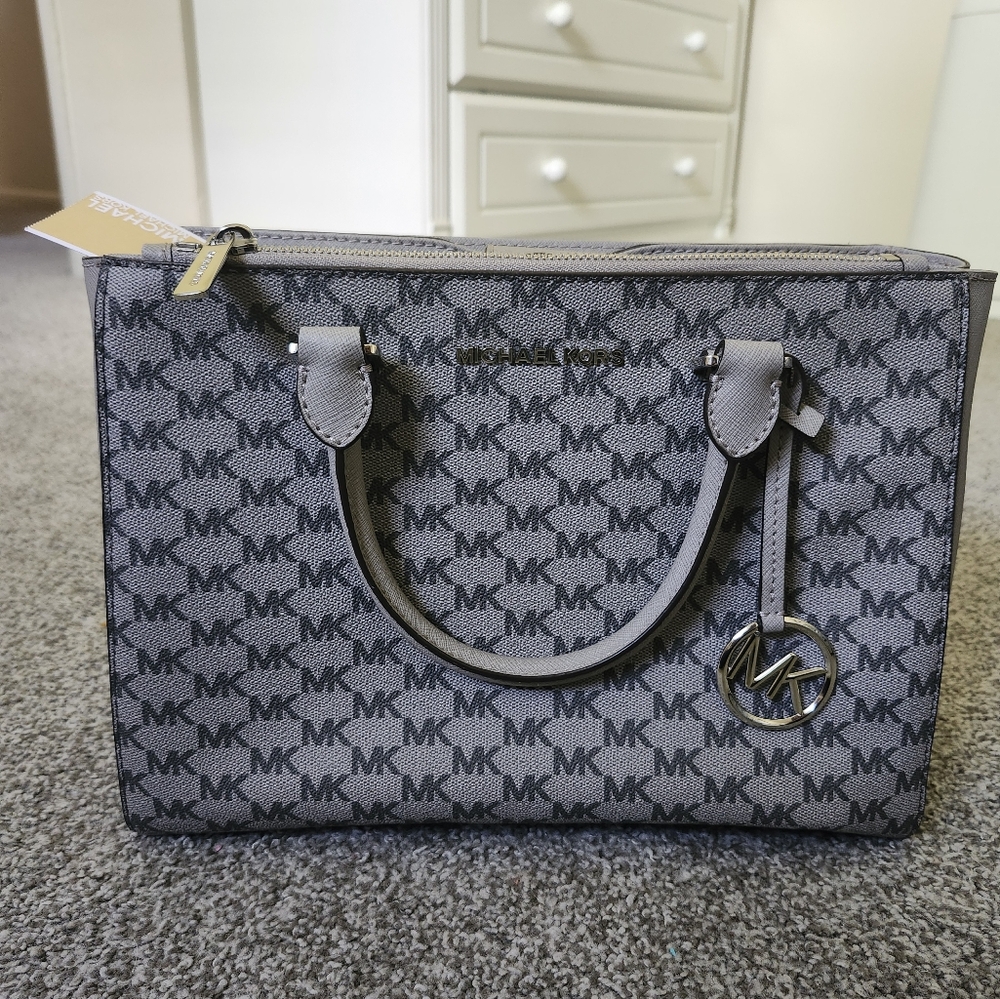 BRAND NEW NWT Michael Kors Kellen gray medium satchel purse